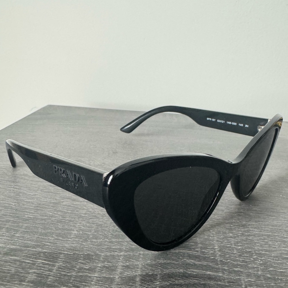 ❗️SOLD❗️Prada sunglasses